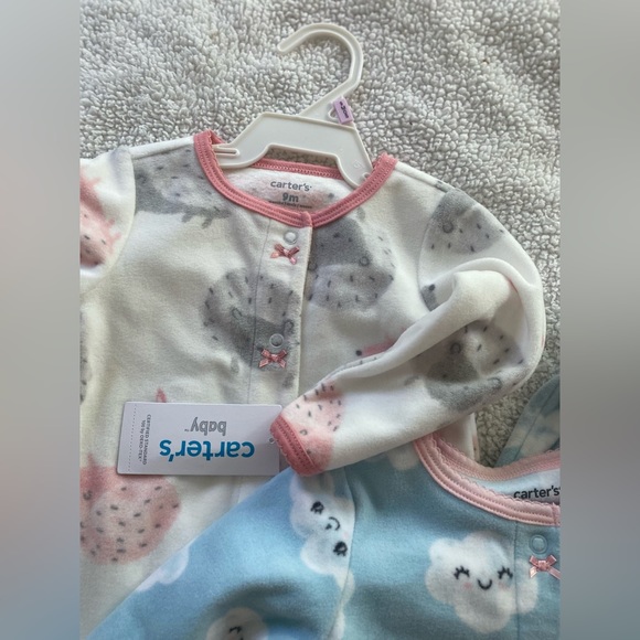 Carters Baby sleepers - Picture 4 of 4